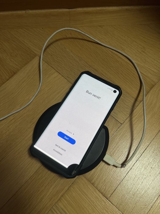 Samsung Galaxy S10 funcțional – ecran defect + husă UAG