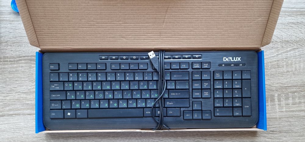 Три клавиатури за 10€ (Logitech, Natec и Delux)