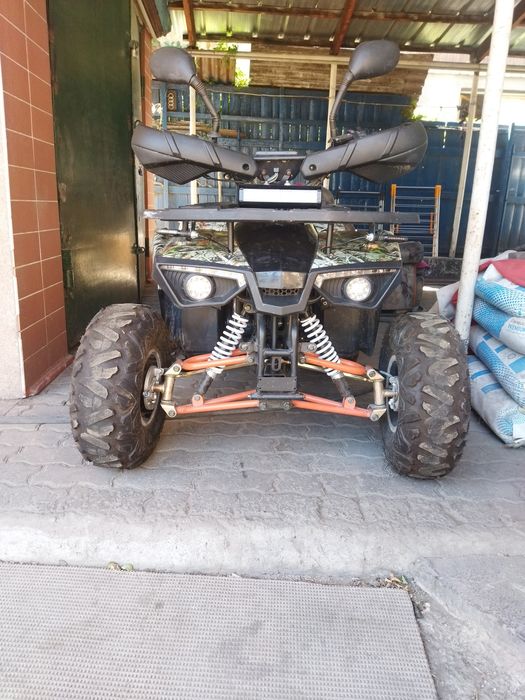 Продам квадроцикл  Honda 150 кубов.