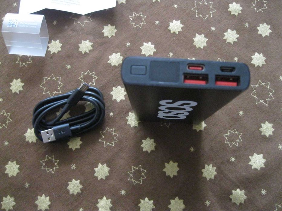 Външна батерия за зареждане на смартфони  -  10000 mАh Power Bank