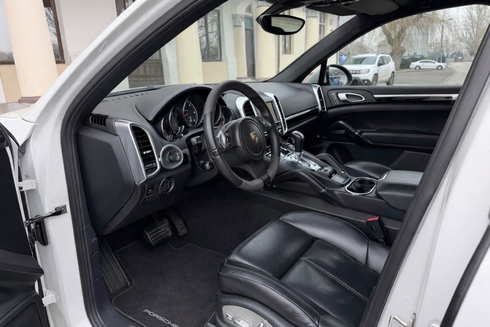 Porsche Cayenne 3.0D 2012, Km reali, distributie schimbsta, stare buna