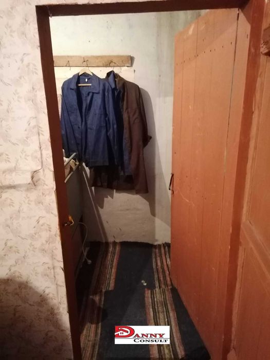 Къща с двор в с. Обединение, обл. Велико Търново