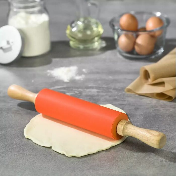Sucitor din silicon cu ax rotativ si manere din lemn, 47.5 x 6.5 cm,
