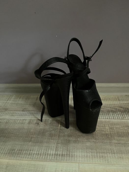 Продам стрипы, четверки, состояние хорошее