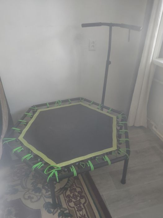 Батут в хорошем состоянии