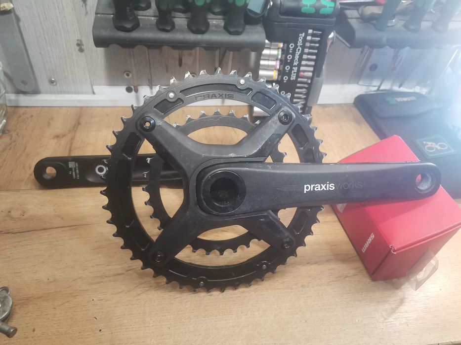 Курбели различни видове