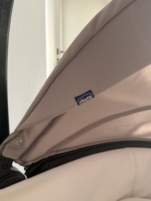 Продам детскую коляску 2 в 1 бренда Chicco