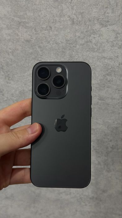 iPhone 15 pro 256 gb