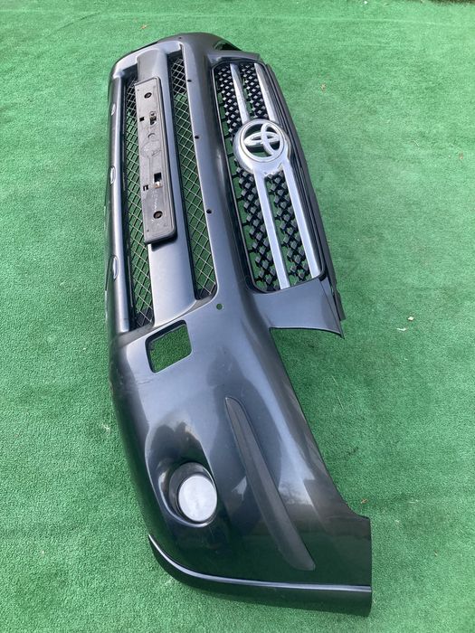 Предна броня за тойота рав4/Toyota Rav4 06-08г