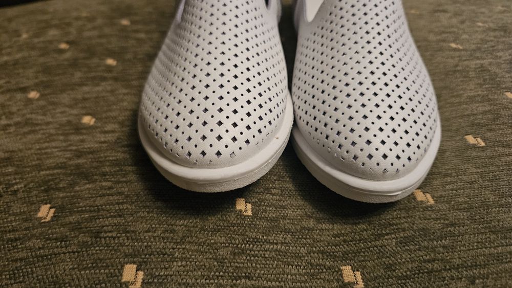 Нови обувки рр 38, Матстар