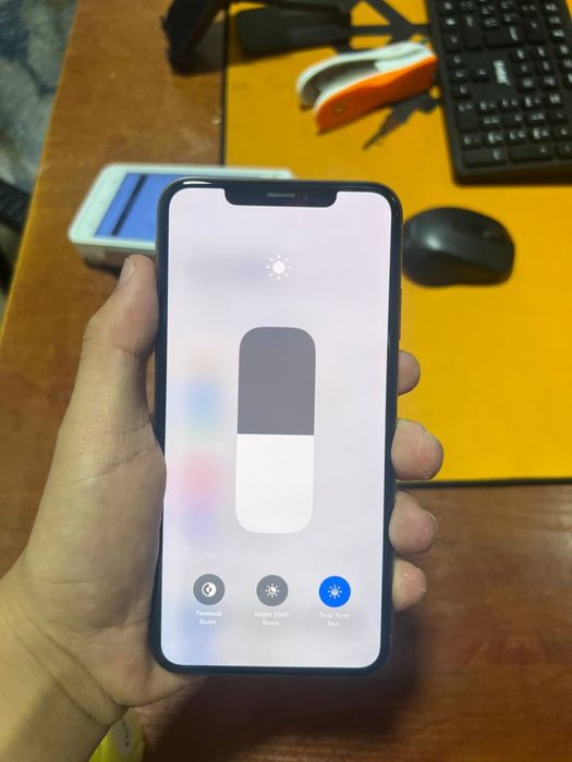 Iphoni Xs max 64gb xotira radnoy ocilmagan holati alo