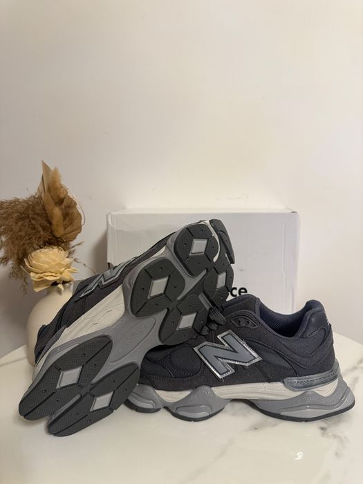 Adidasi New Balance 9060 2026