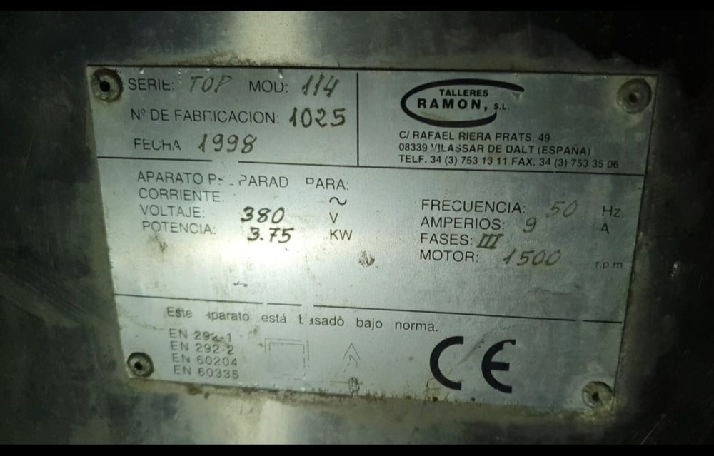 Mașină de tocat carne nr.32 și 42(D114)full inox.