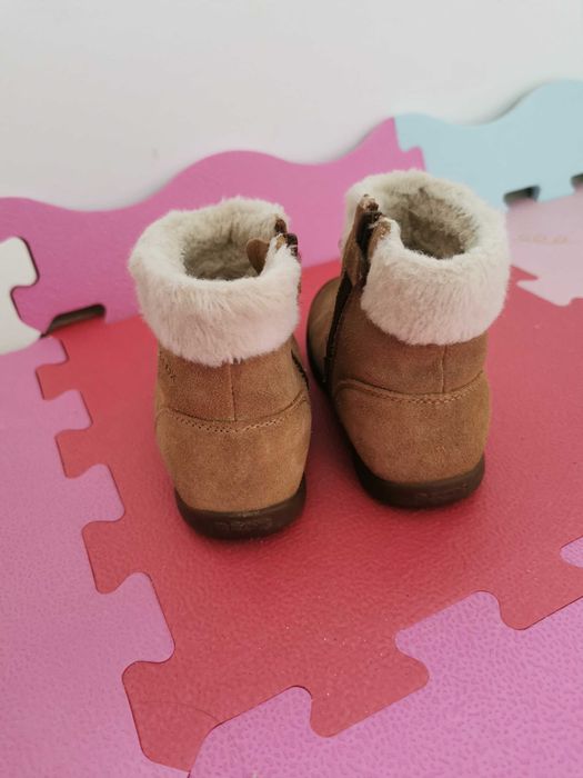 Детски велурени боти geox 25 номер