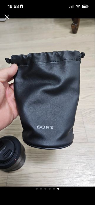 Обьектив Sony FE 55mm F1.8 ZA
