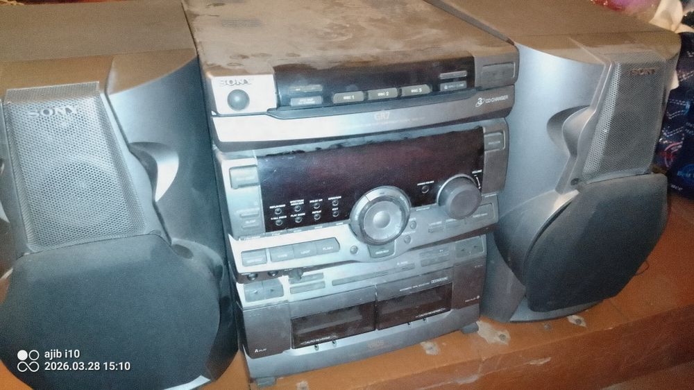 Музыкальный центр