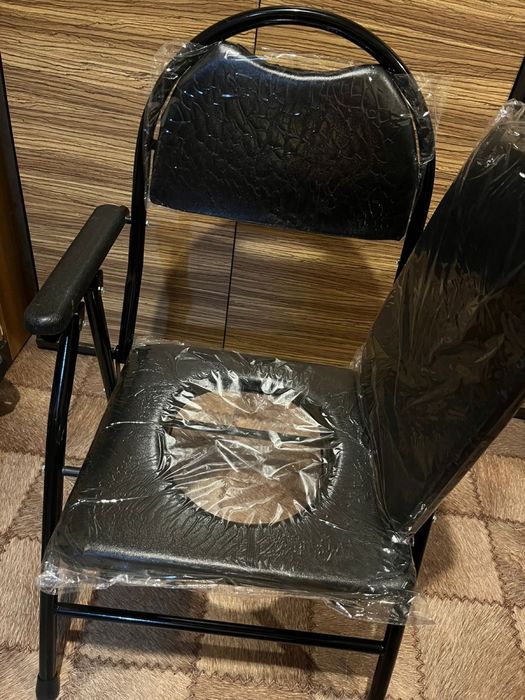 Туалет-кресло для инвалидов