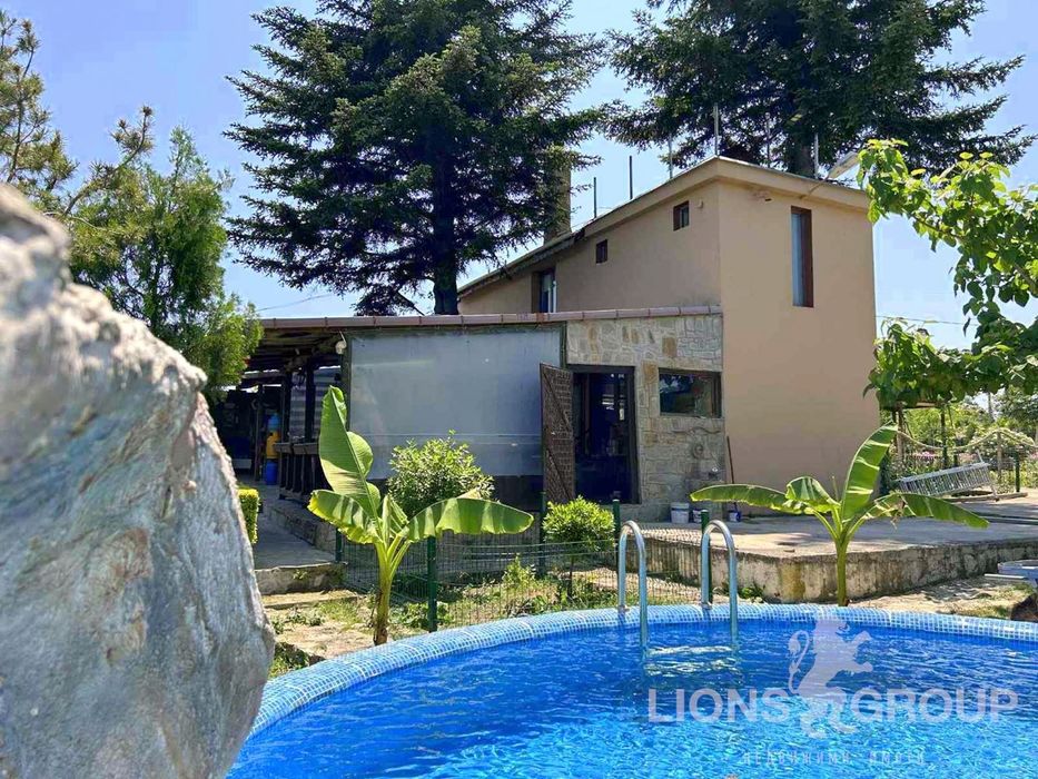 Къща в Варна, област-с.Здравец площ 150 цена 299000