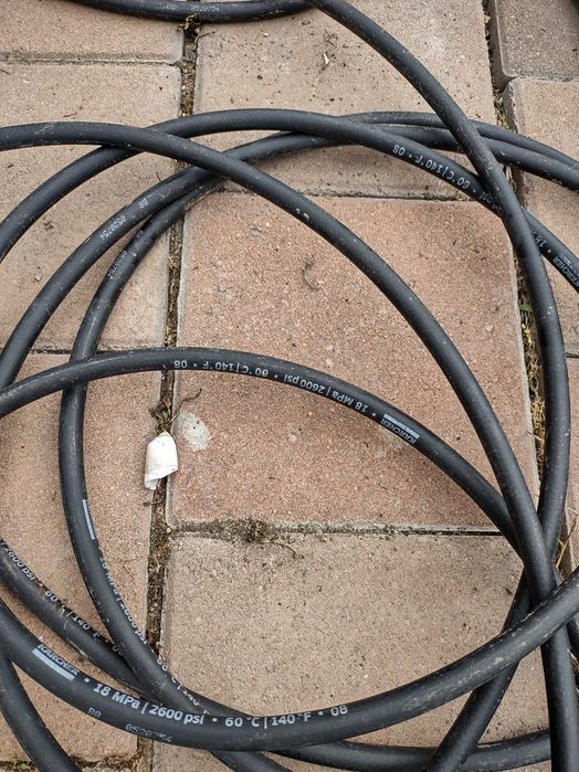 accesorii aparat presiune Karcher: furtun, lance, spuma activa, perie