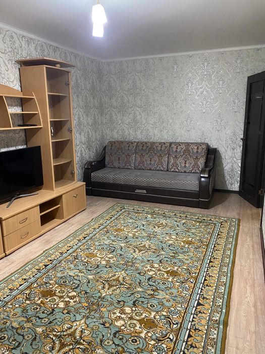 Сдам 2 ком квартиру на долго