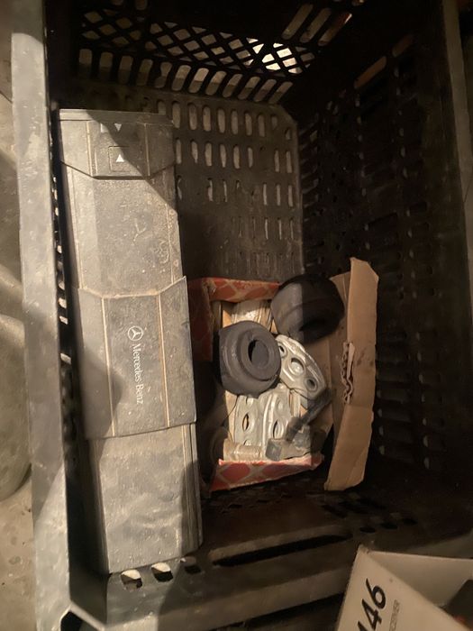 Запчасти Мерс 210