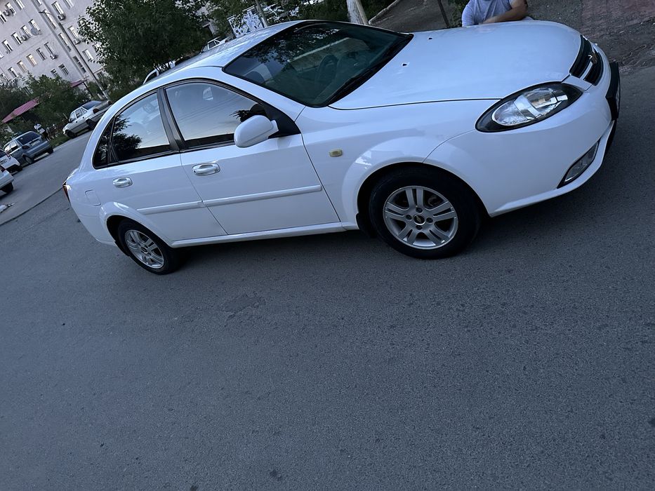 Chevrolet Lacetti 1.8 продается