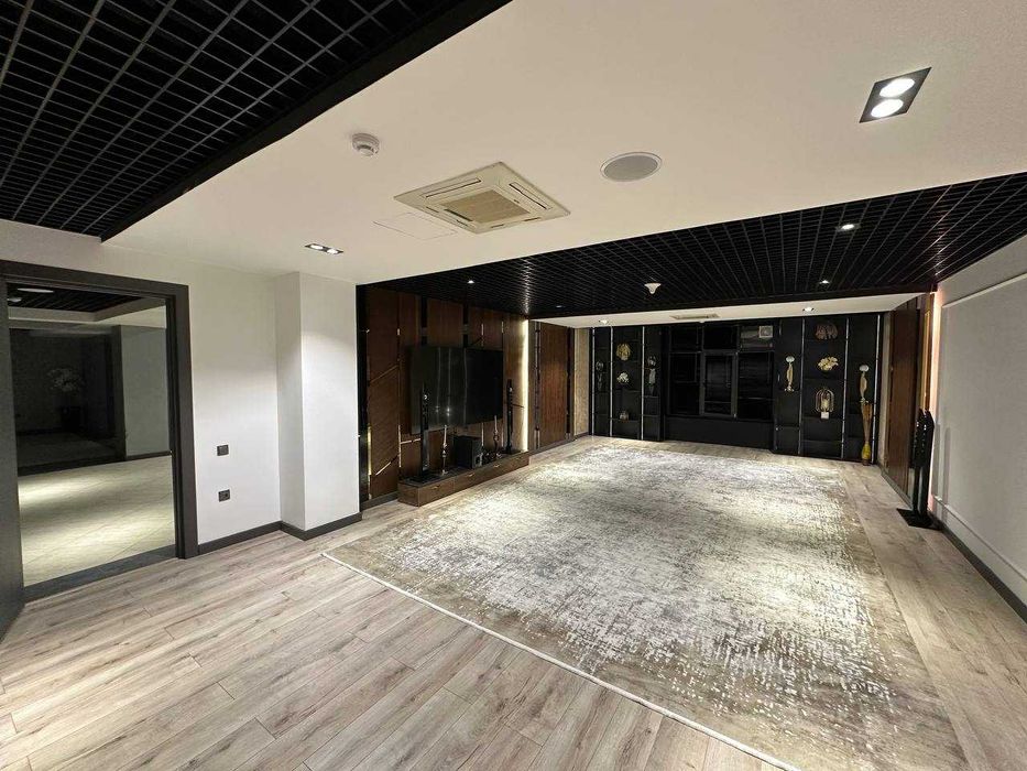 Сдается в аренду офис 640м2 Ор-р Ц-1 , Bon кафе