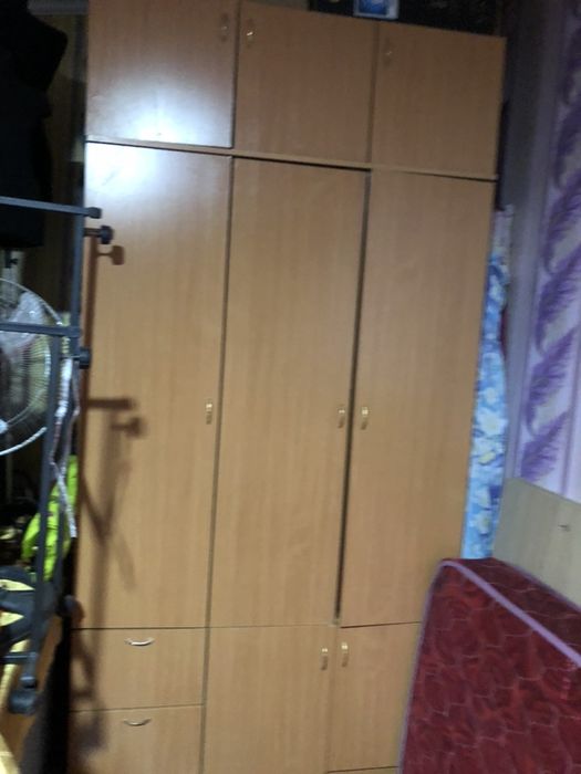 Продам шкаф