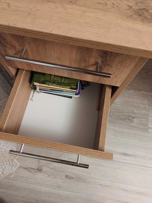 Стол письменный 140 см