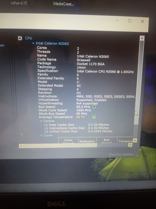 Vând Laptop Dell Inspiron 15 – 8GB RAM – SSD Kingston 480GB – Windows 10