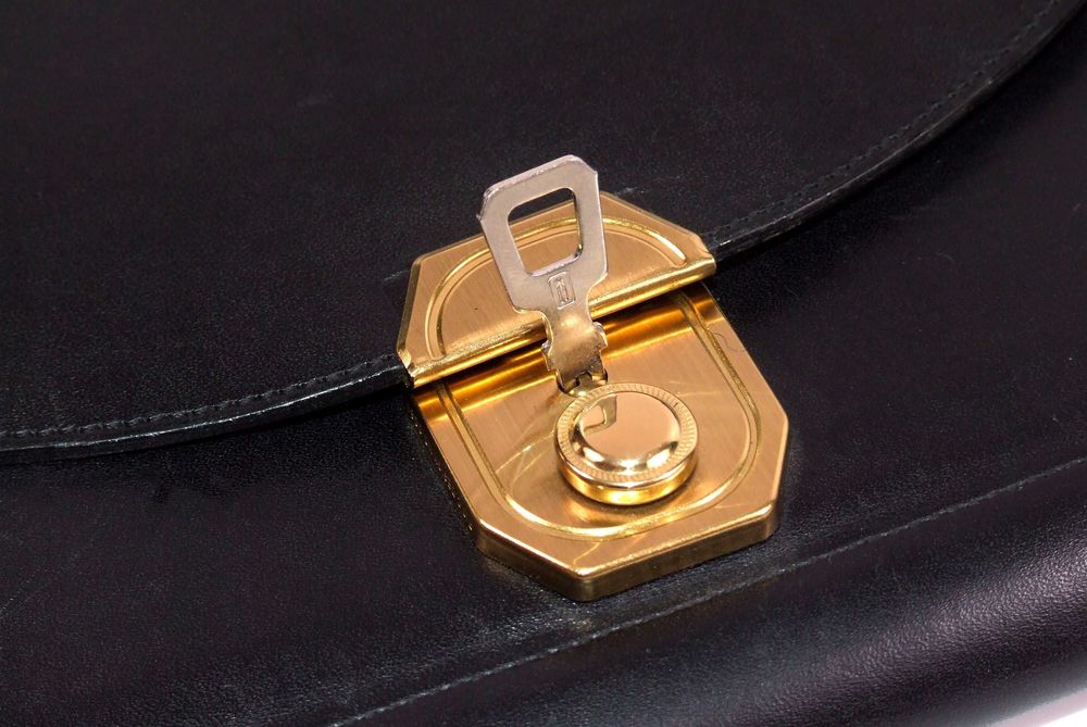 Borseta barbateasca + cheie, piele naturala 100%, Made in Germany NOUA