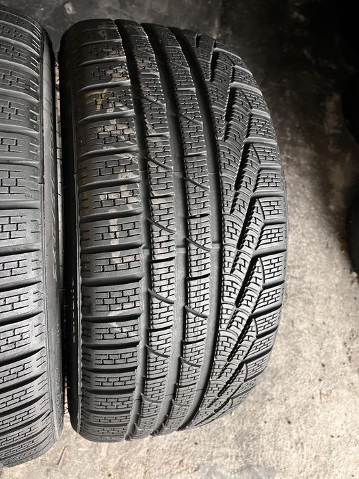 2 anvelope iarna 245/35/20 , Pirelli , DOT 2020 , 7.2 mm