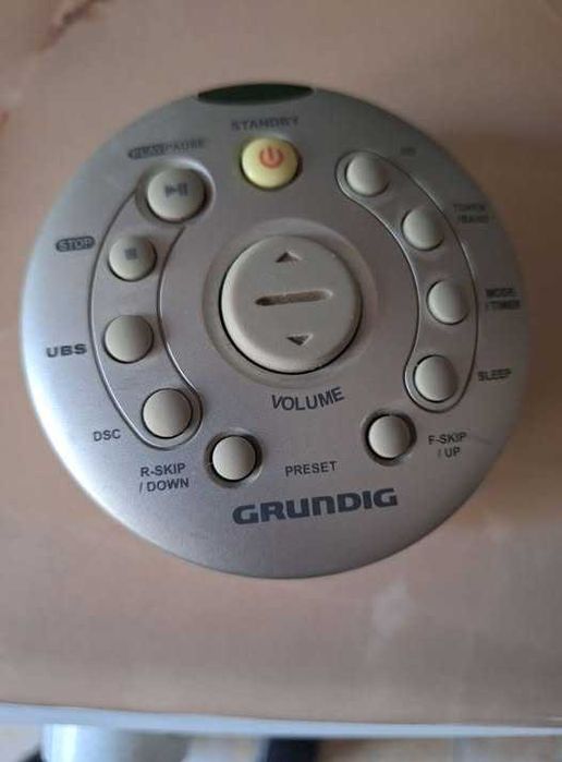 Sistem audio Grundig CDM-900.