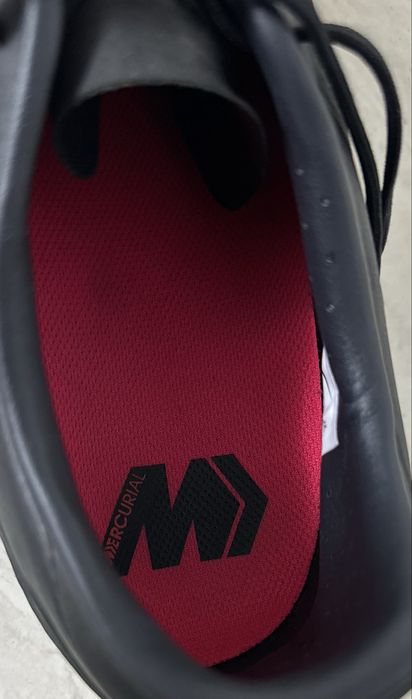 Crampoane Nike Mercurial