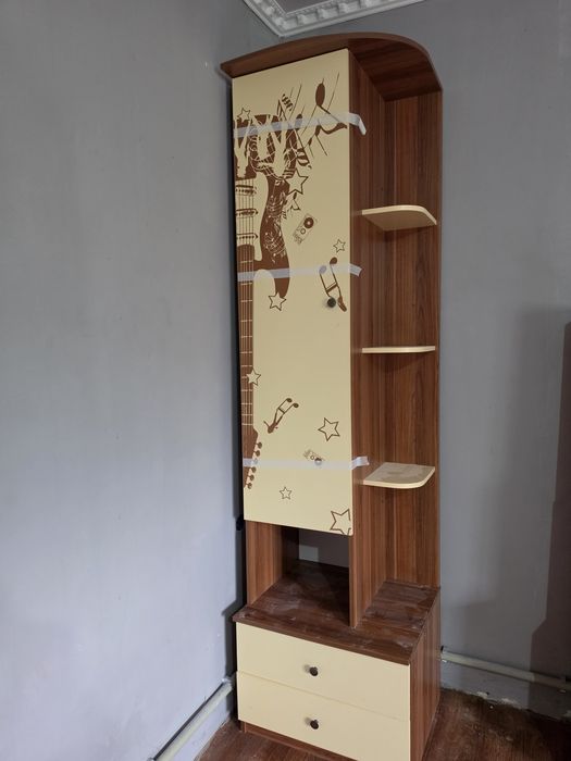 Гарнитур подростковый