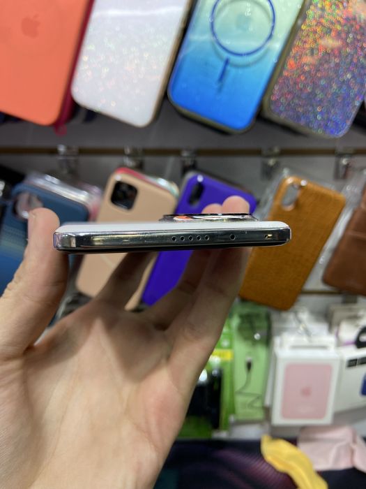 Honor 200 8/256 ideal