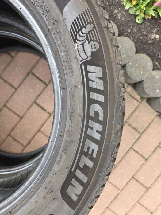 Anvelope MICHELIN 235/60/18