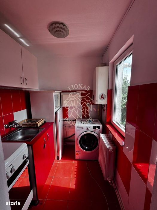 Apartament 2 camere - balcon - Zona Decebal