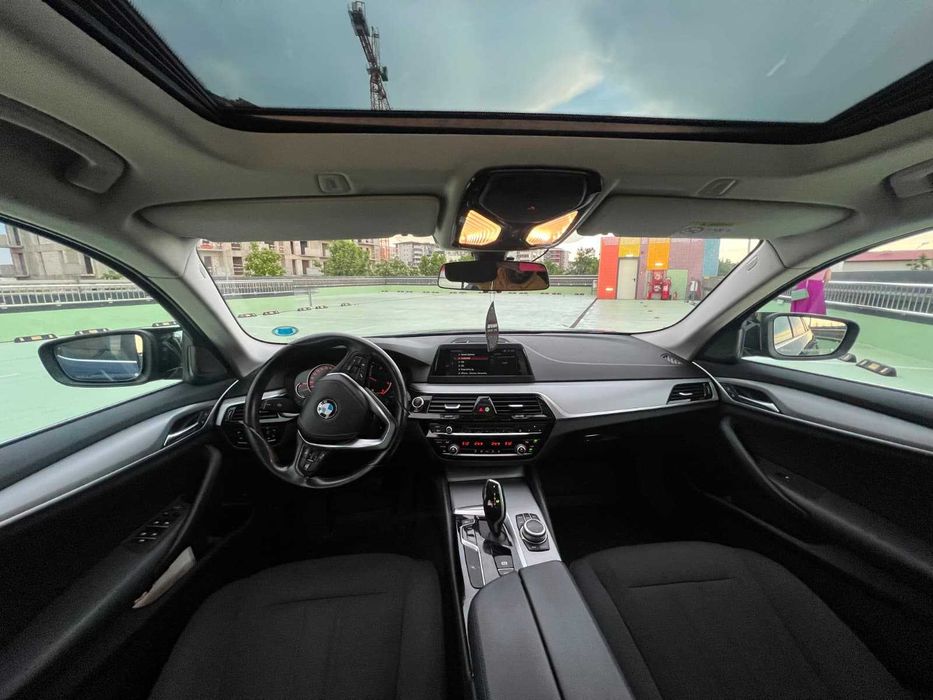 BMW 5 Series 2019 — imagine 4