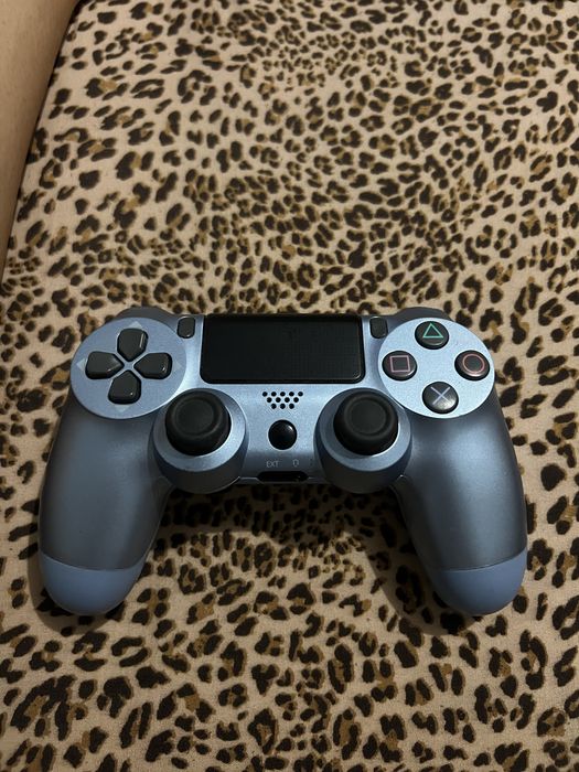 Consola Sony PlayStation 4 PS4 1 TB Second-Hand  + Controller
