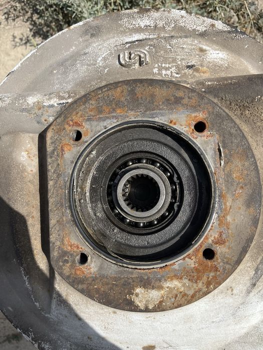 Продам редуктор бочки HOWO (Хова) — разоб