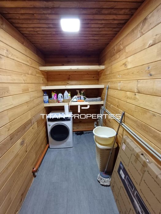 Лична оферта! Великолепна къща с двор в с. Бродилово