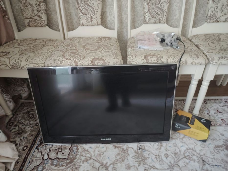 Продам телевизор