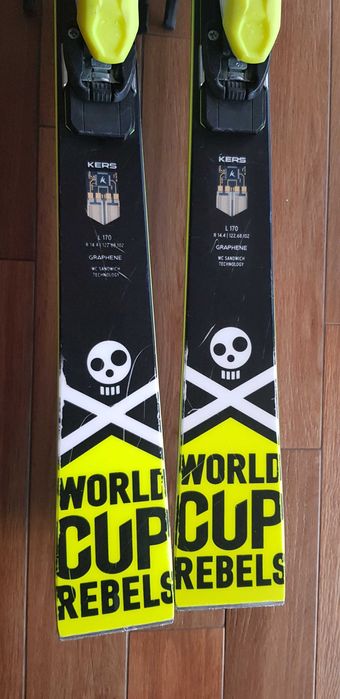 Ski HEAD World Cup Rebels 190 Cm Avec Fixations – Occasion Bon état