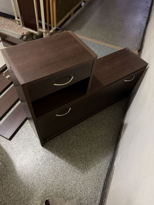 Cuier de perete cu pantofar