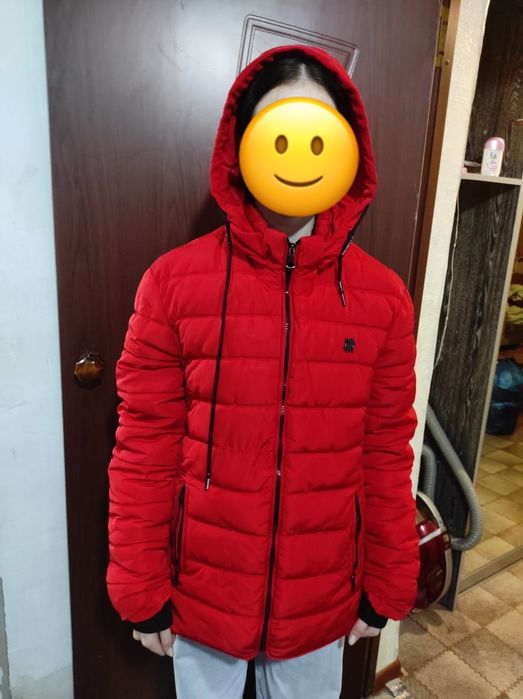 Продам курточки осень ,весна