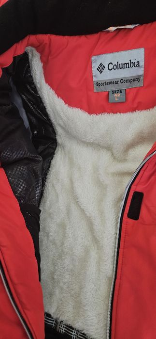 Продам женскую куртку