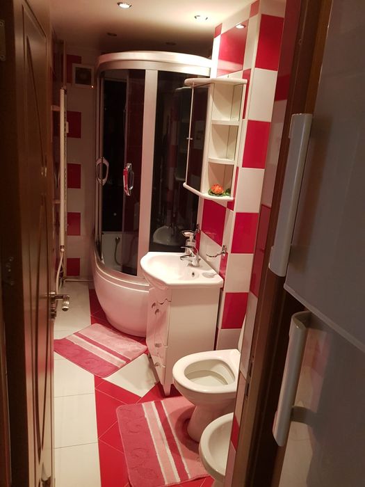 Inchiriez Apartament 2 camere