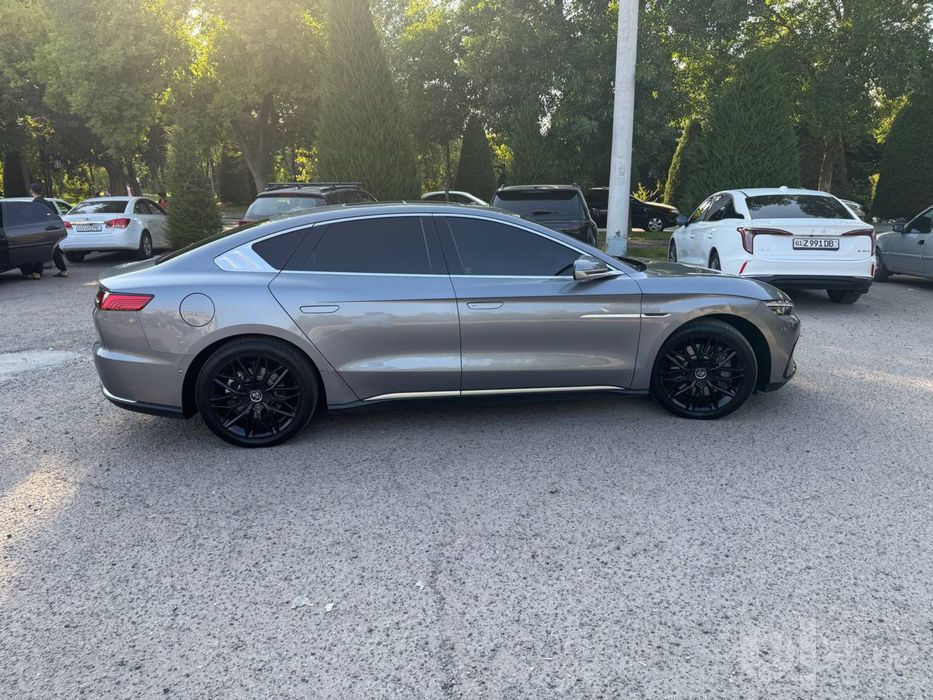 Byd Han 117.000 km 550 запас хода состояние хорошая