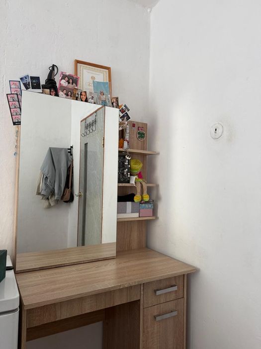 Продаются  столик